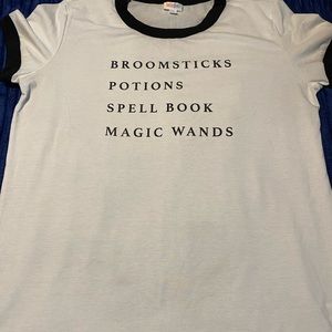 CLEARANCE 🛍️ Halloween capsule Liv Tee